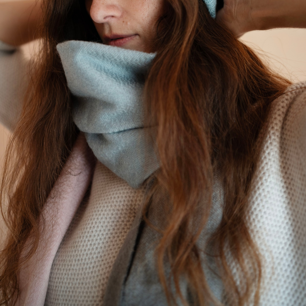 Women's Woven Cashmere Ombre Scarf