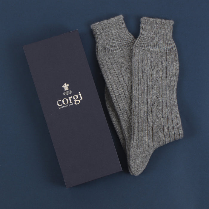 Women's Handmade Single Cable Pure Cashmere Socks