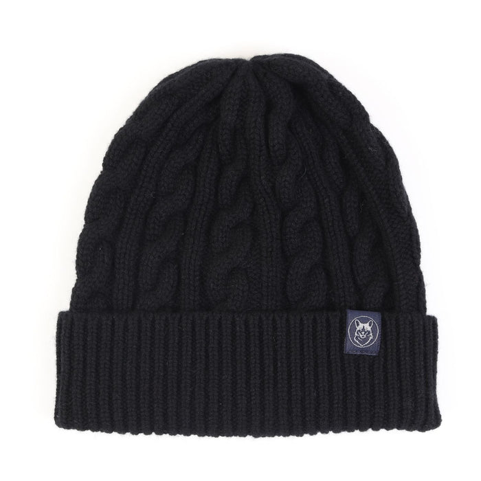 men's cable beanie in colour black. 