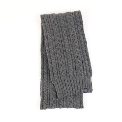 Cable knit scarf in grey